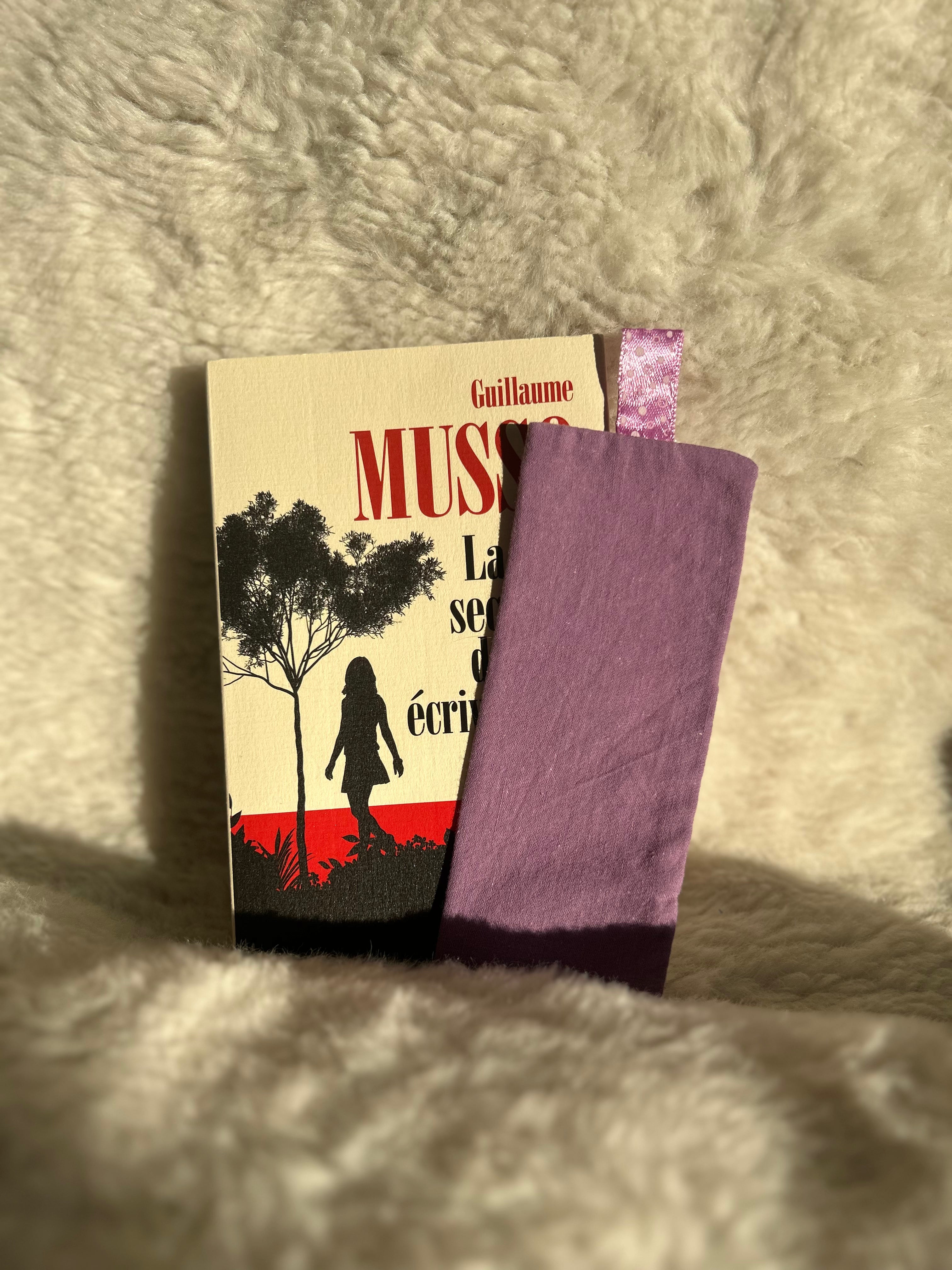 Marque-page violet