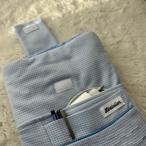 Housse de tablette bleue