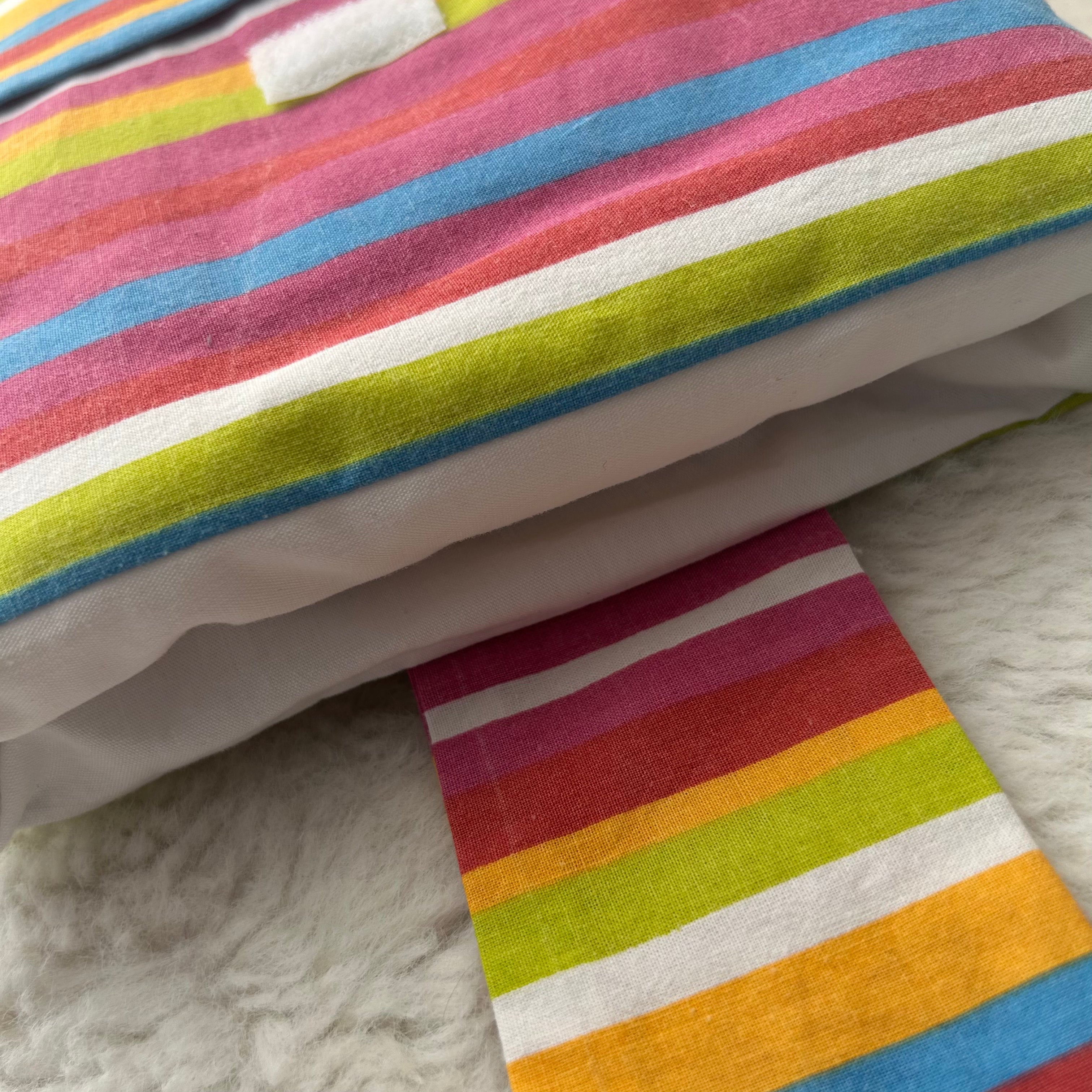 Housse de tablette rayée