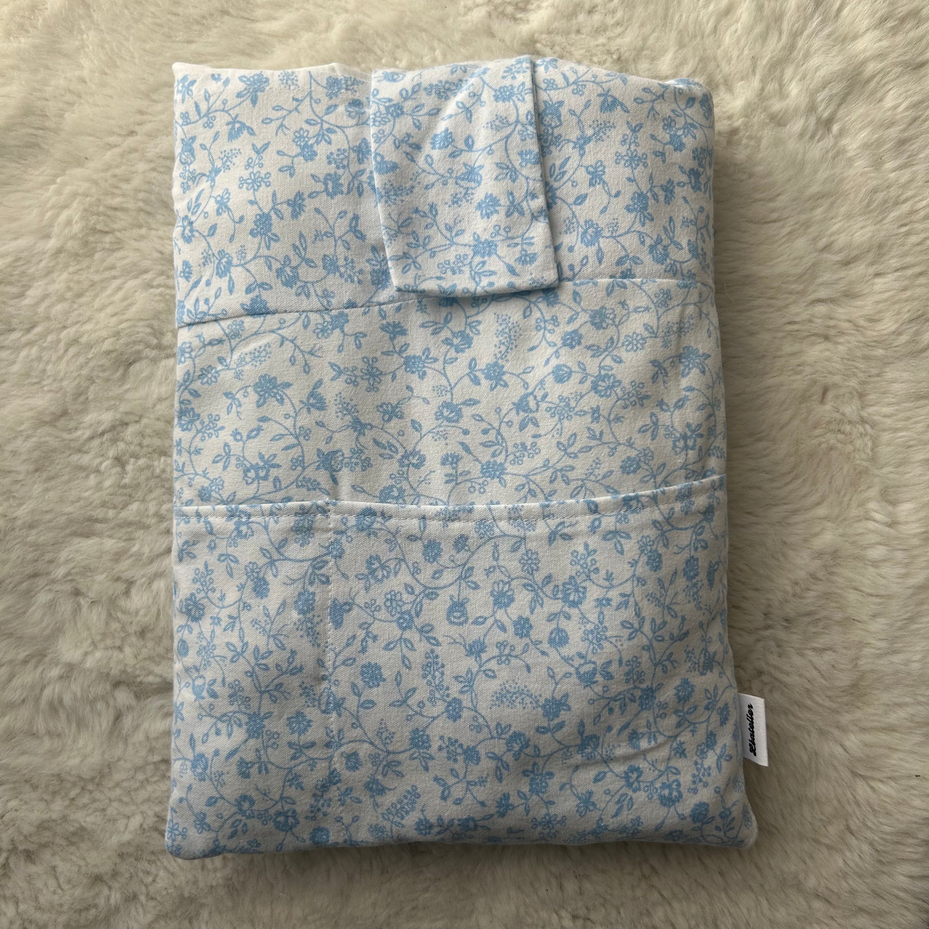 Housse de tablette fleurie bleue