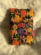 Housse livre de poche fleuri