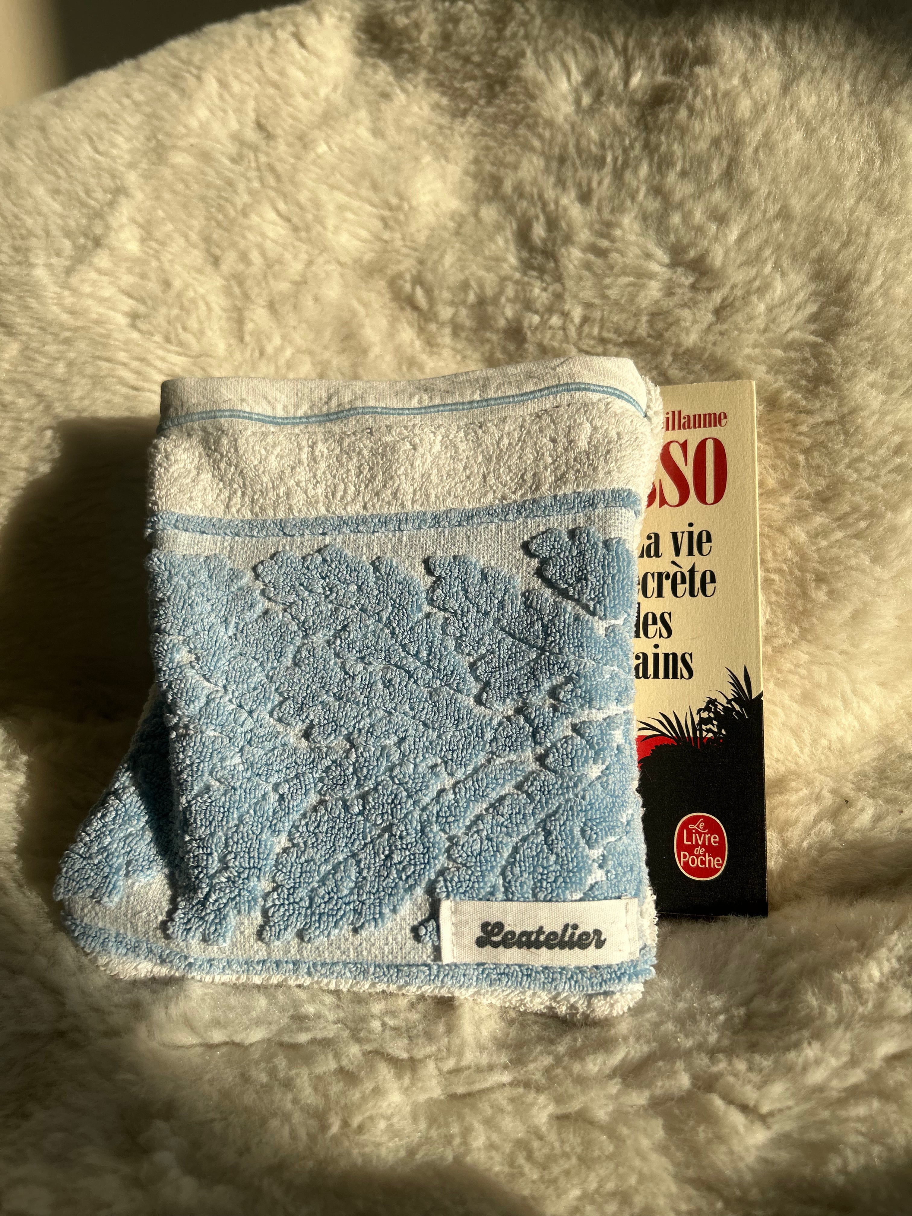Housse livre de poche serviette