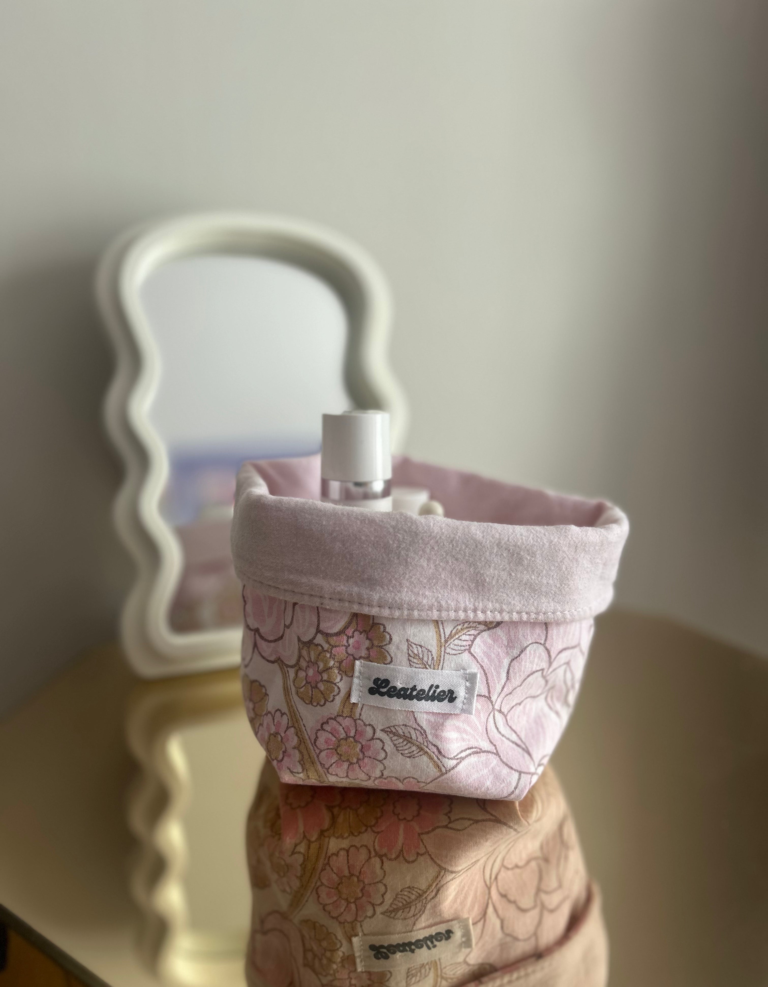Panier de rangement rose