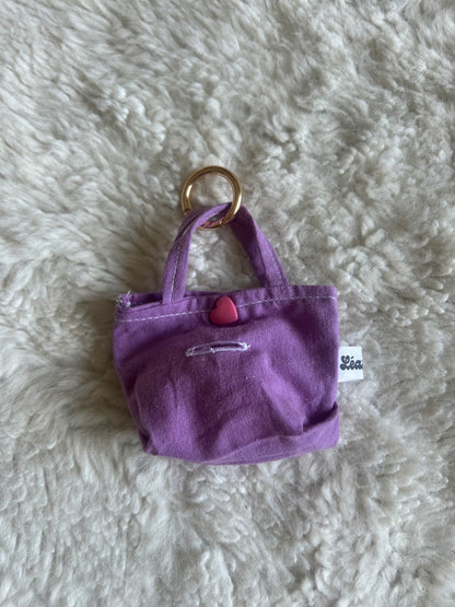 Poop bag violet