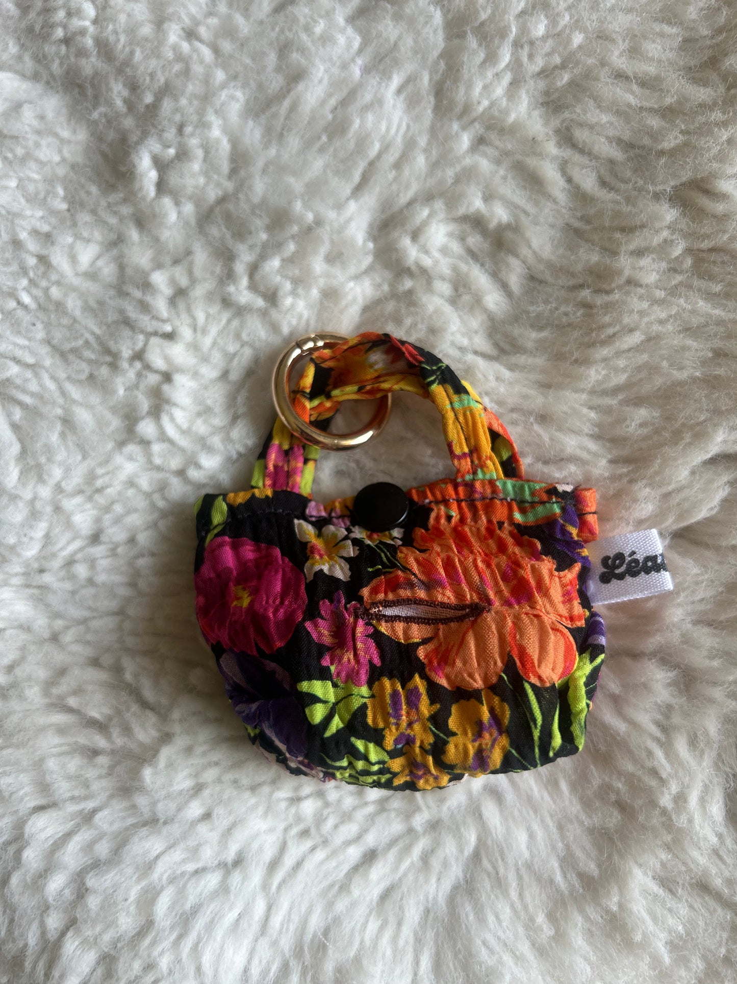 Poop bag fleuri